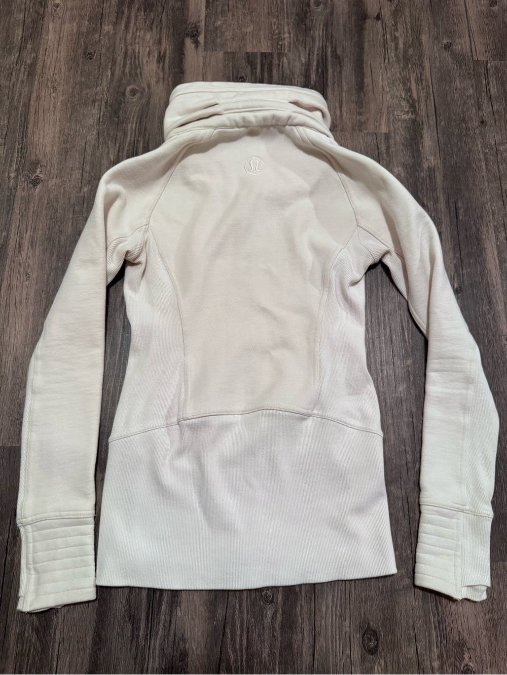 Lululemon Jacket Radiant II W4AOWS Light Court Zip Up Size 2 - Picture 2 of 6